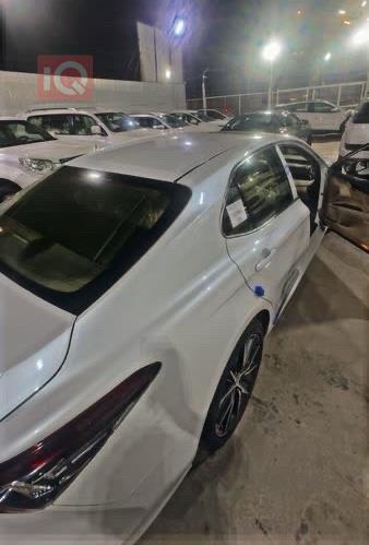 تۆیۆتا کامری